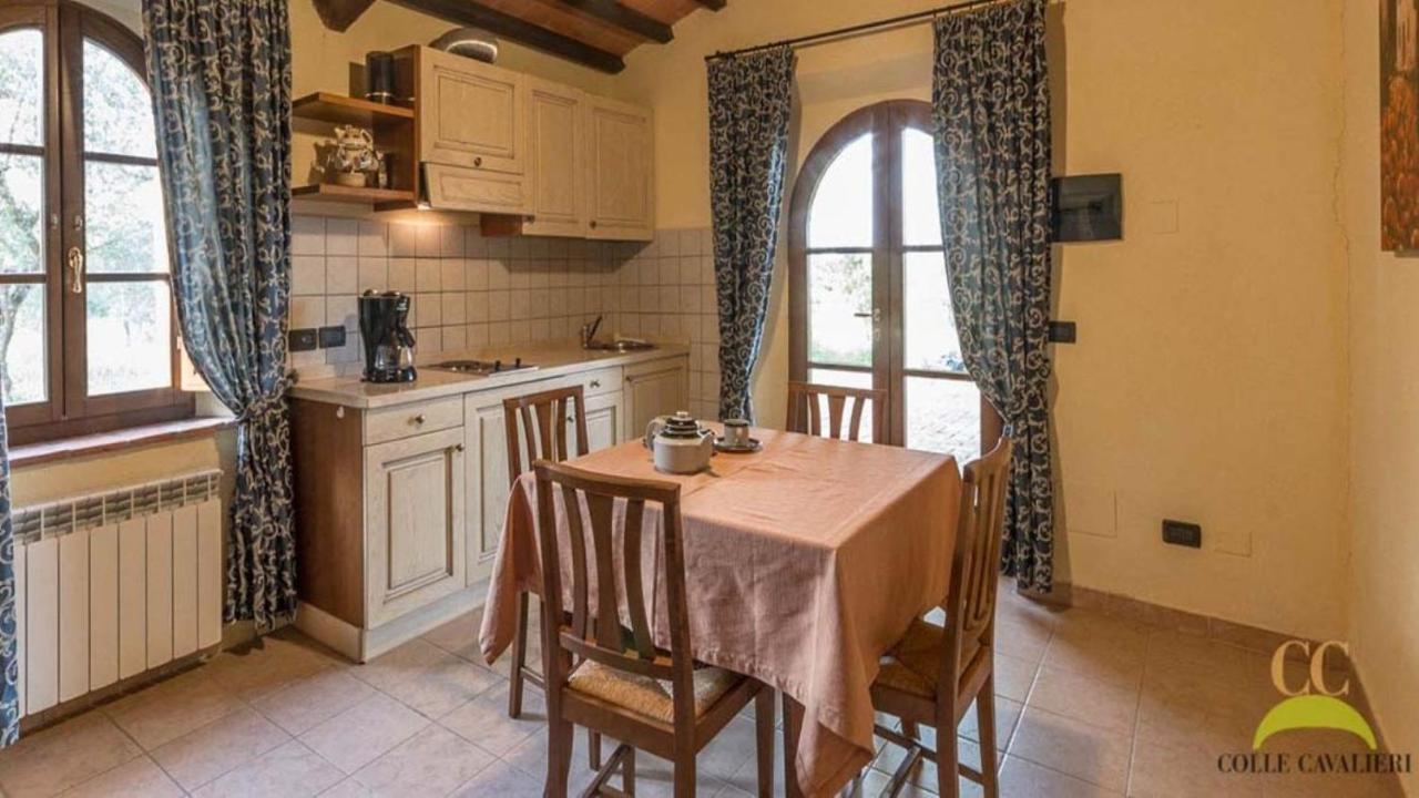 Colle Cavalieri - Country House ガヴォッラーノ エクステリア 写真