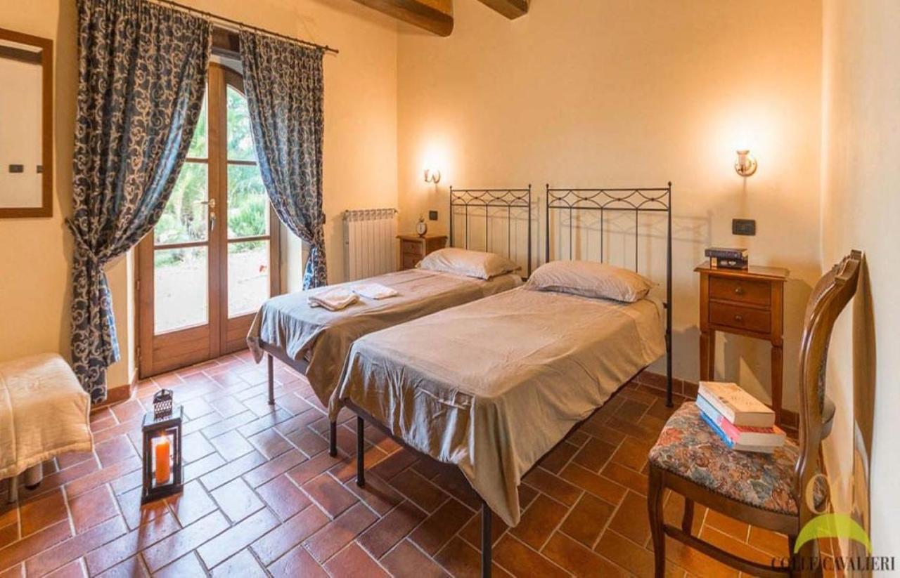 Colle Cavalieri - Country House ガヴォッラーノ エクステリア 写真