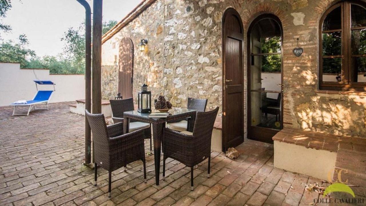 Colle Cavalieri - Country House ガヴォッラーノ エクステリア 写真